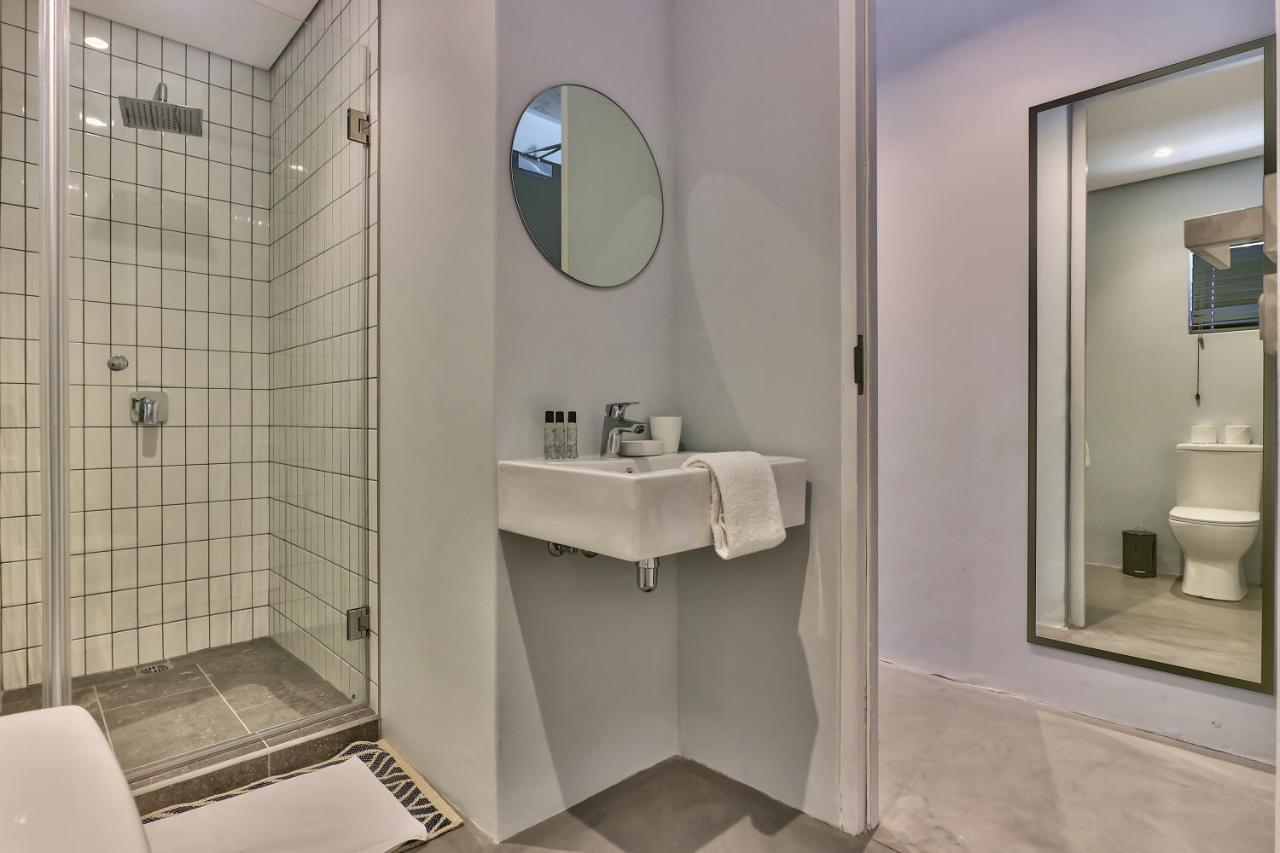 Apartment Secure, Fast Wifi, Ideal For The Solo Traveller! Cape Town