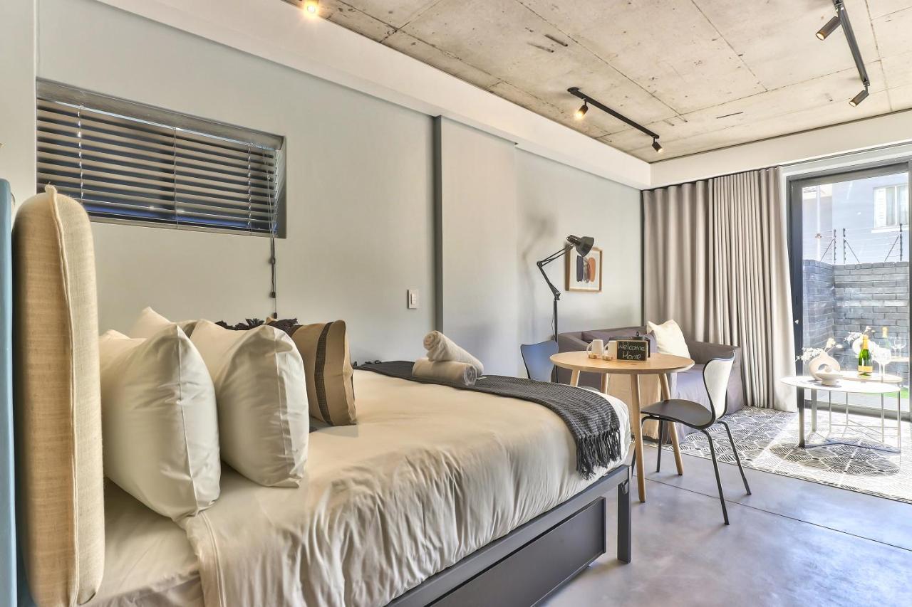 Apartment Secure, Fast Wifi, Ideal For The Solo Traveller! Cape Town