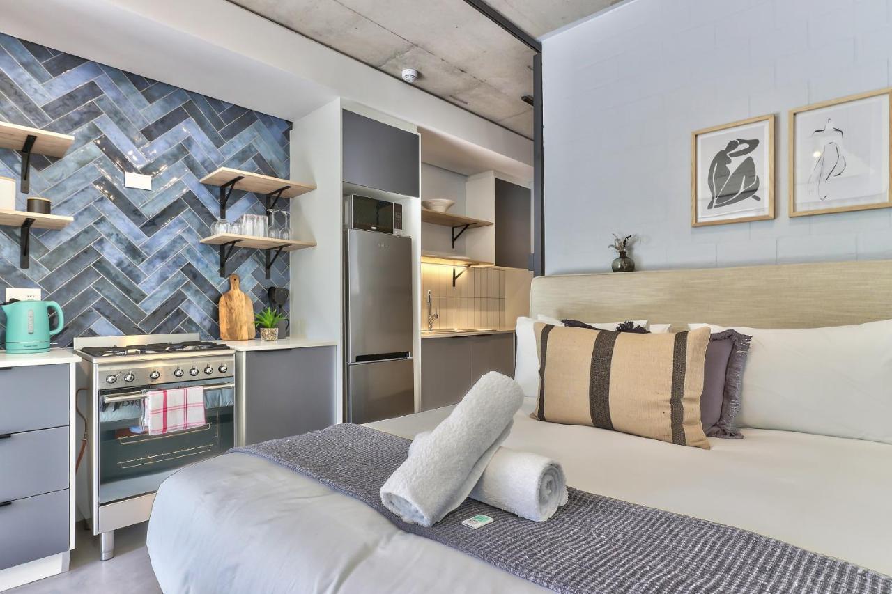 Secure, Fast Wifi, Ideal For The Solo Traveller! Apartment Cape Town