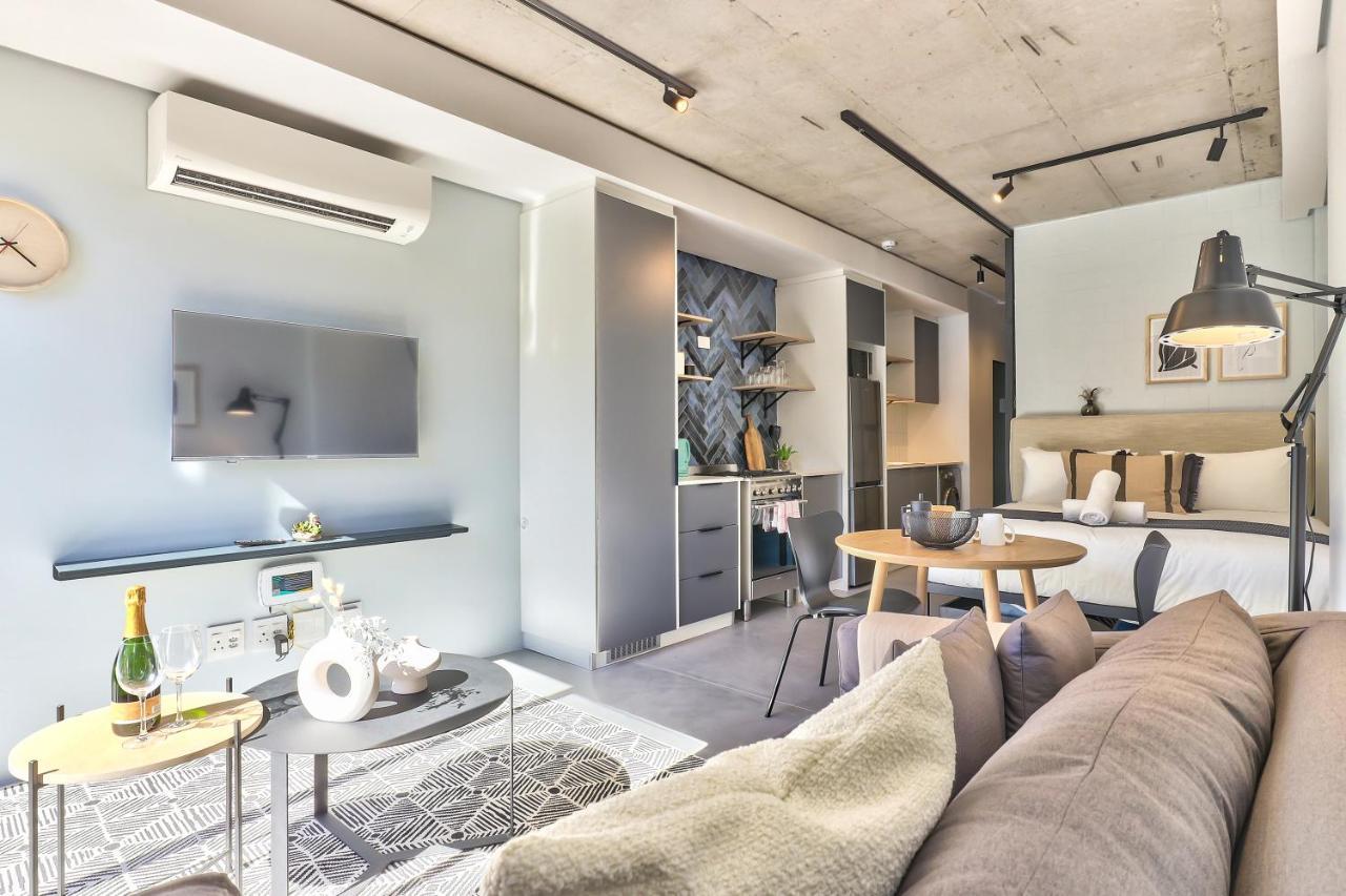 Apartment Secure, Fast Wifi, Ideal For The Solo Traveller! Cape Town